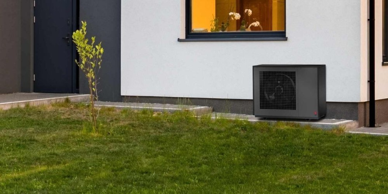 Schutz für die Wärmepumpe bei Elektro Raab GmbH & Co.KG in Leutershausen