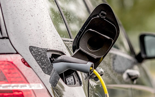 E-Mobility bei Elektro Raab GmbH & Co.KG in Leutershausen