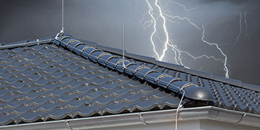 Äußerer Blitzschutz bei Elektro Raab GmbH & Co.KG in Leutershausen