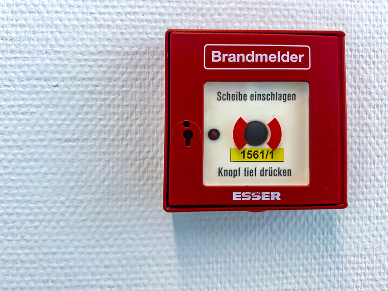 Brandmelde­anlagen bei Elektro Raab GmbH & Co.KG in Leutershausen