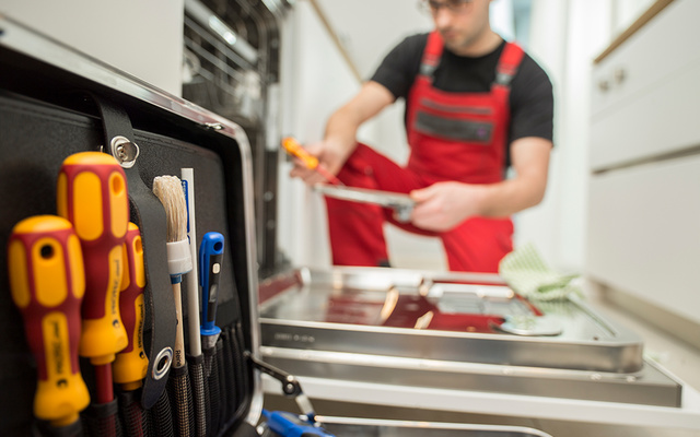 Gastro-Service bei Elektro Raab GmbH & Co.KG in Leutershausen